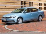 Volkswagen Passat BlueMotion 2010 года (UK)